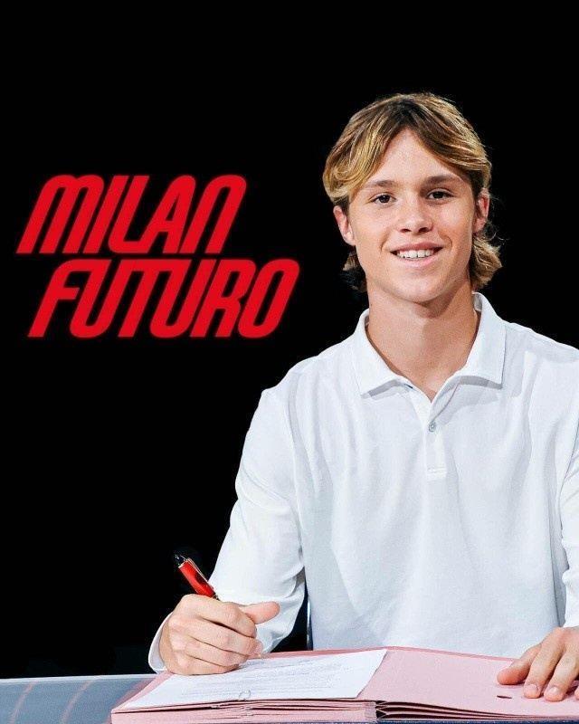 意媒：科莫托在意乙表现出色，博洛尼亚有意引进但米兰无意放弃他