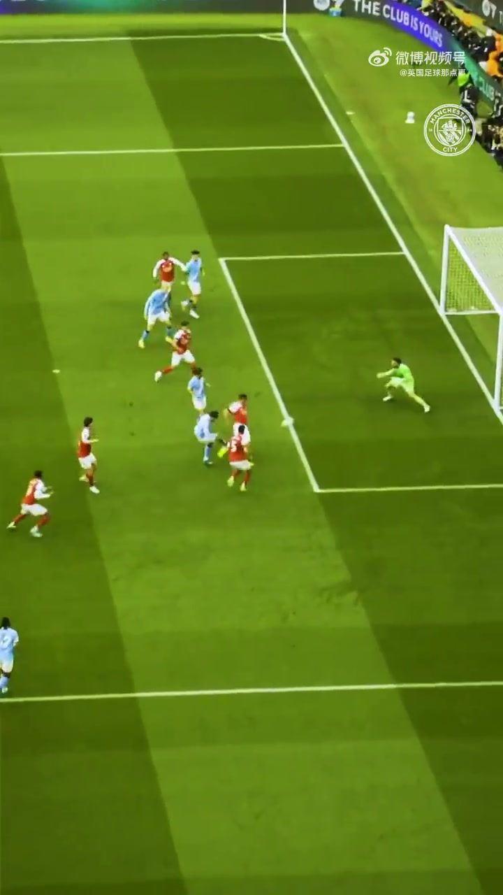 多角度 慢镜头回看谢尔基对阵阿森纳的进球，一连串动作行云流水