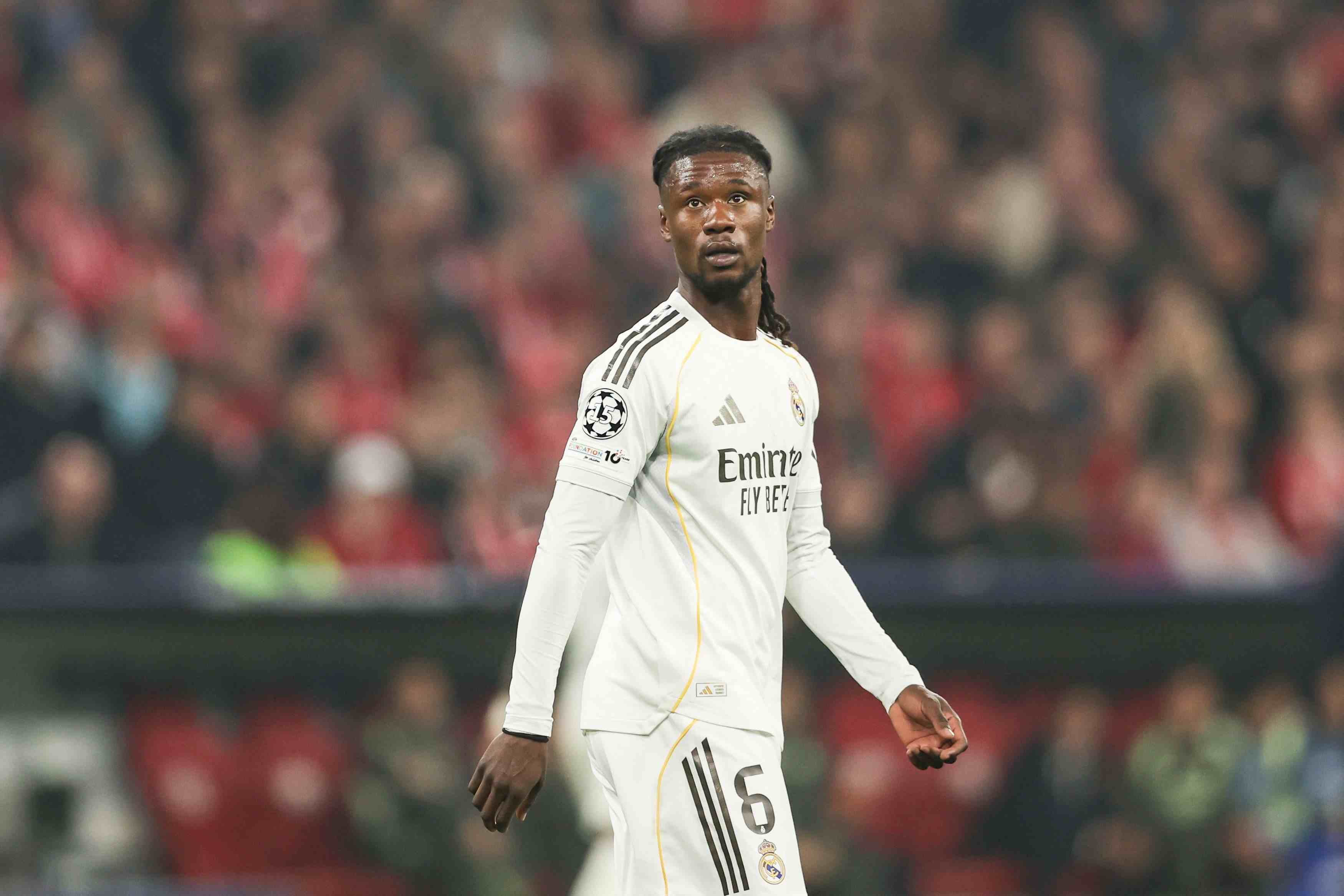 世界报：卡马文加不想离开皇马，但俱乐部正在考虑是否要留下他