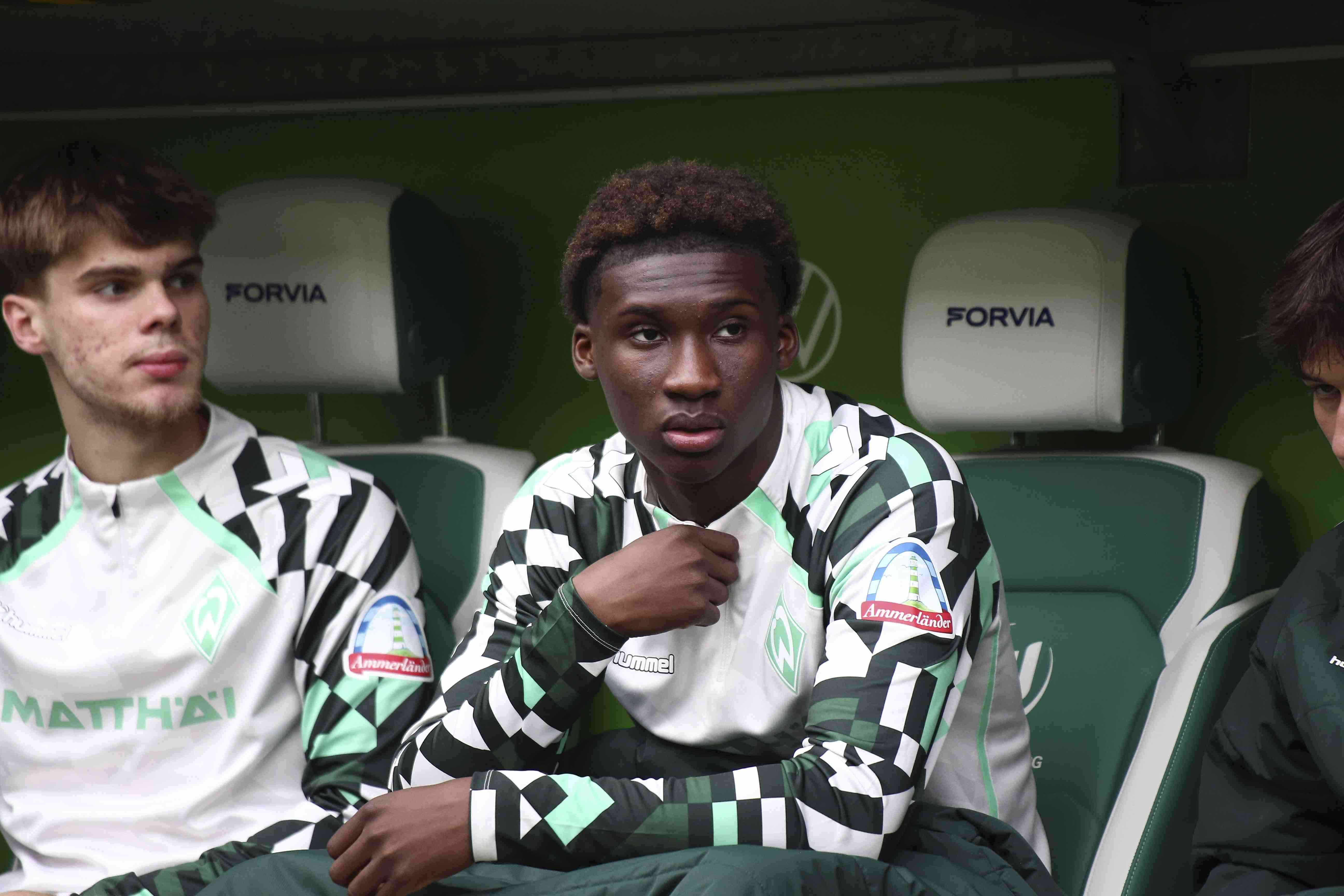 图片报：多特有意不莱梅18岁后卫库利巴利，球员倾向于留在德甲