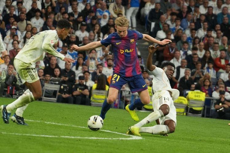 世体：受伤病影响，佩德里和德容本赛季只有13次一同首发