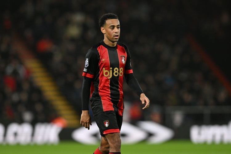 伯恩茅斯中场谈赢阿森纳：枪手球迷太紧张了，这样他们很难踢得好