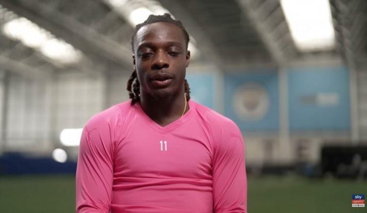 多库：第一次见哈兰德的印象是幽默随和，原以为顶级球星都很高冷