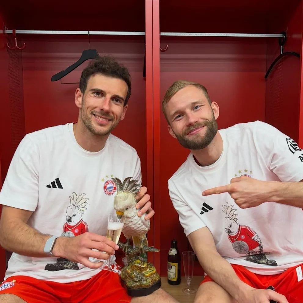 图片报：拜仁球迷商店上新吉祥物鹦鹉周边 球迷甚至可以给它写信