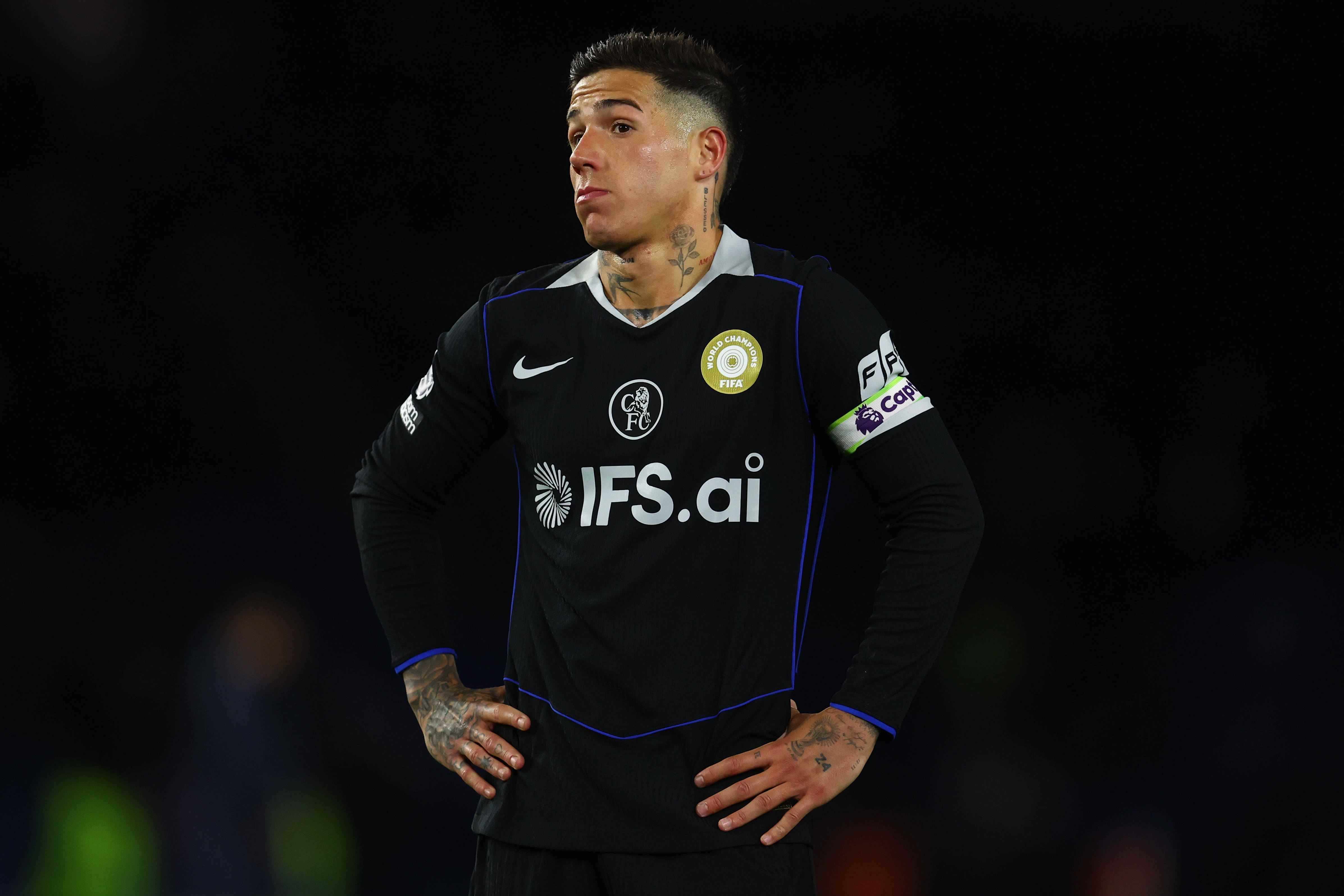 疯狂更迭！自2023年1月加盟切尔西以来，恩佐已历经8任主教练