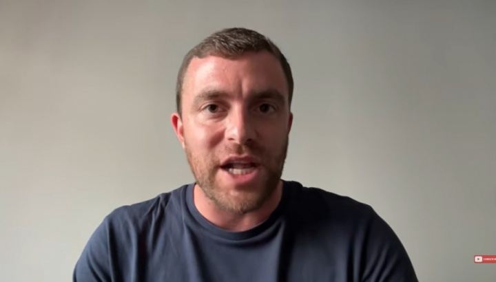 罗马诺：切尔西一度给予罗塞尼尔全力支持 今早讨论解雇近10小时