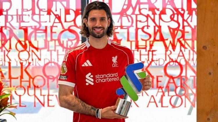 官方：索博斯洛伊当选利物浦3月最佳，本赛季第5次当选月度最佳