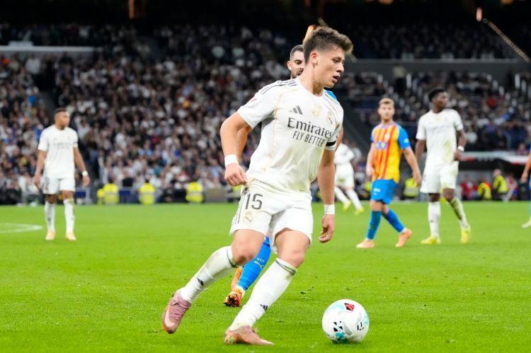 马卡：居莱尔肌肉不适将接受检查确定伤势 米利唐膝盖疼痛