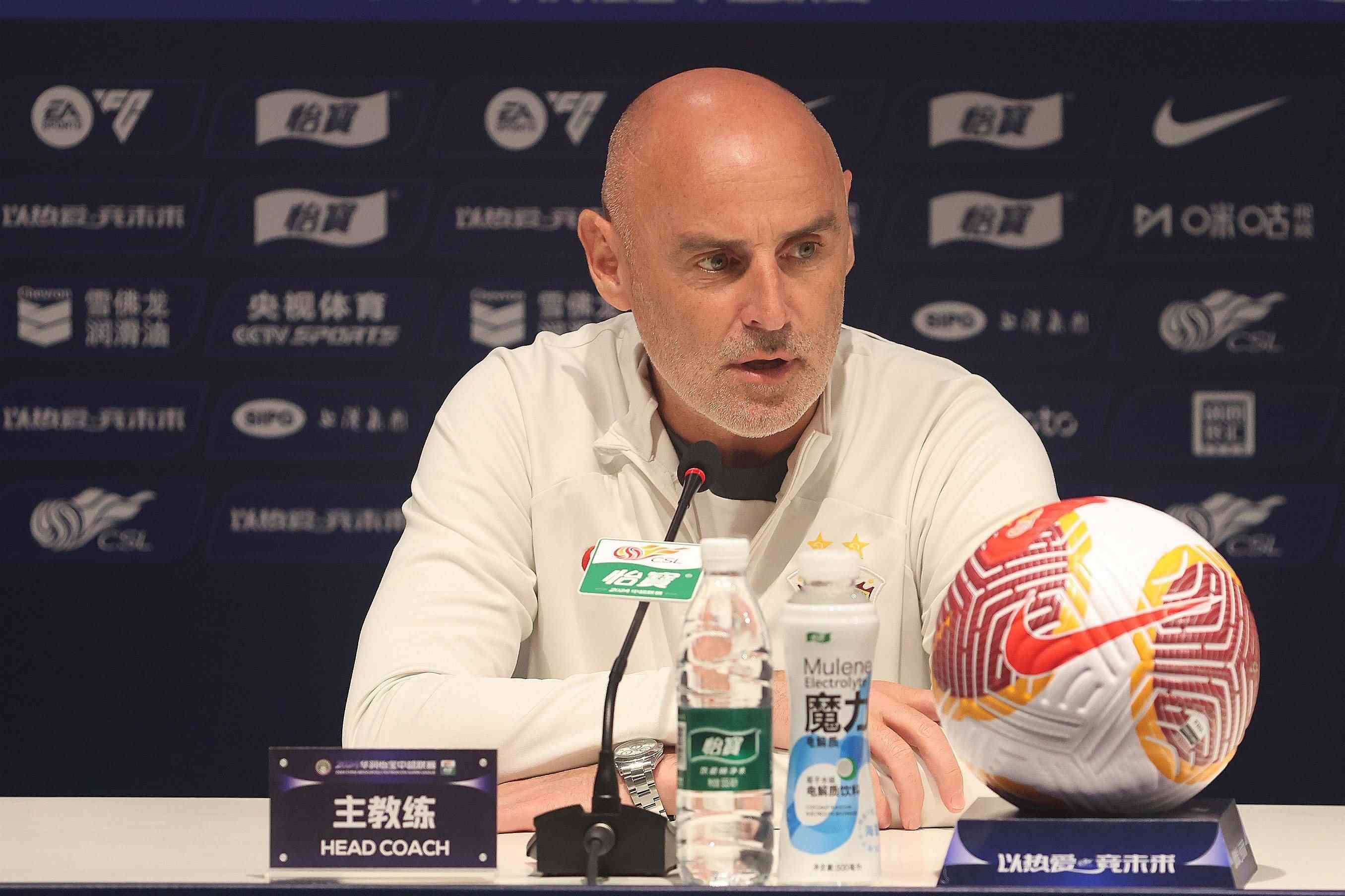 对武汉三镇！穆斯卡特：希望海港在比赛踢出攻击性，表现出强势