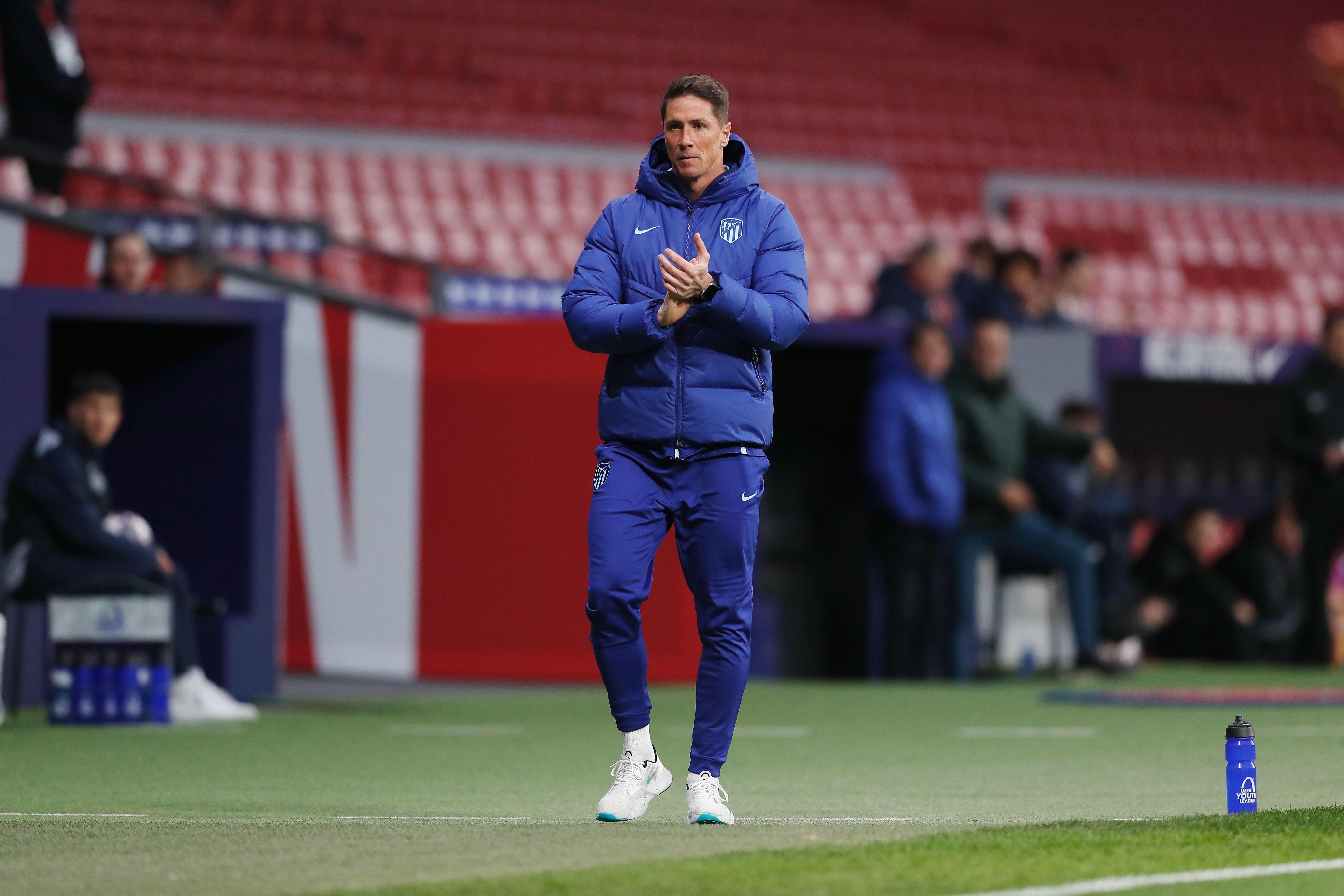 托雷斯：我想继续踢球但膝盖已无法承受 要允许孩子表达自我