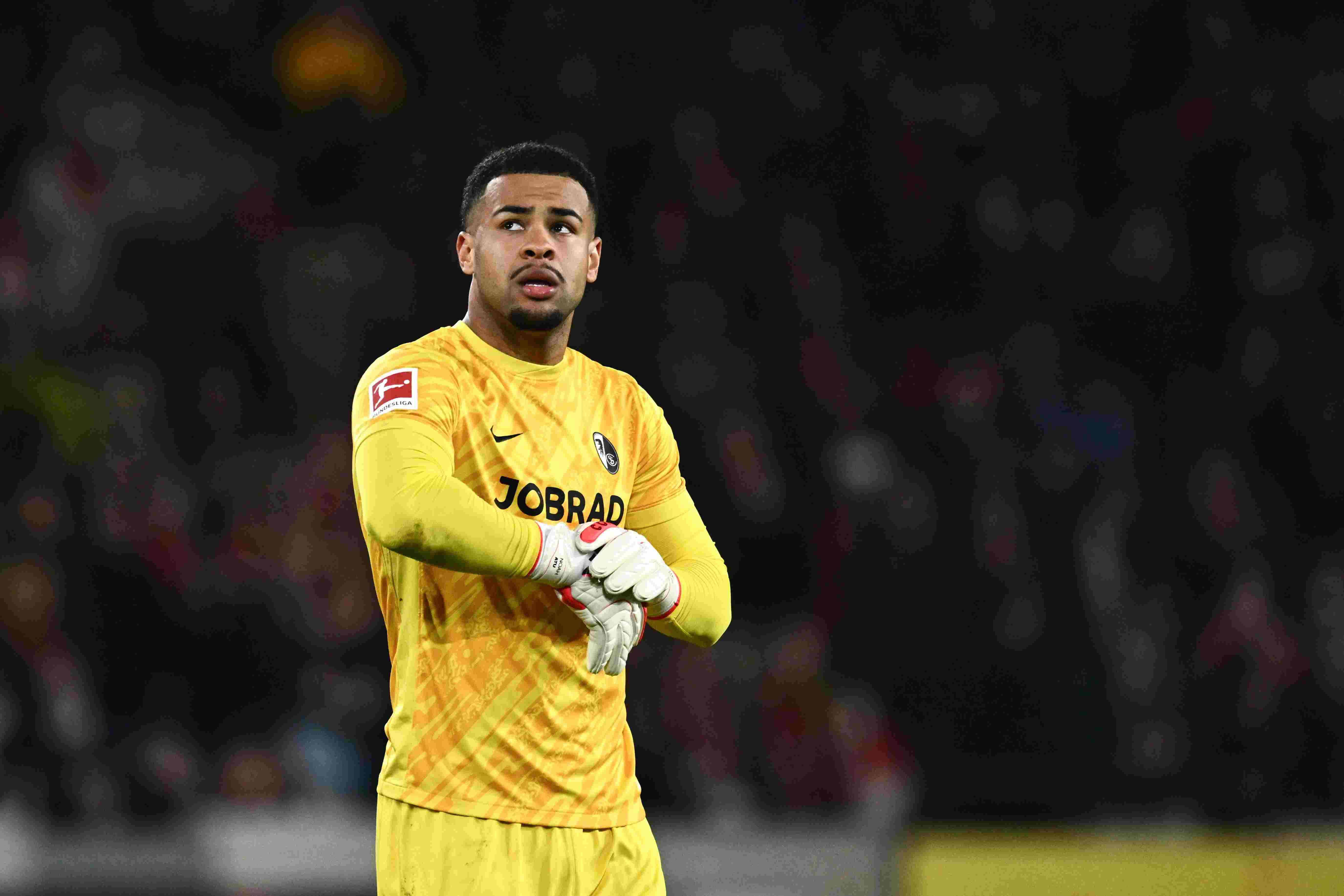 世体：马竞正密切关注弗赖堡门将阿图博卢，视其为奥布拉克接班人