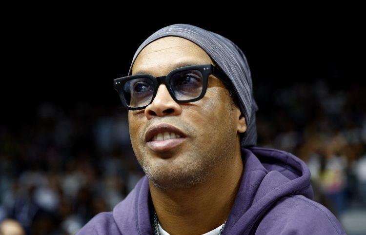 罗纳尔迪尼奥：我希望内马尔能参加世界杯，但必须尊重安帅的决定