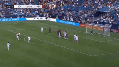 直奔死角！罗伊斯美职联任意球直接破门