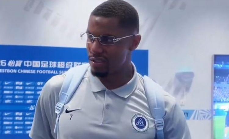 韦斯利：取得胜利能给我们带来信心，每天我都在尝试帮助奥乌苏