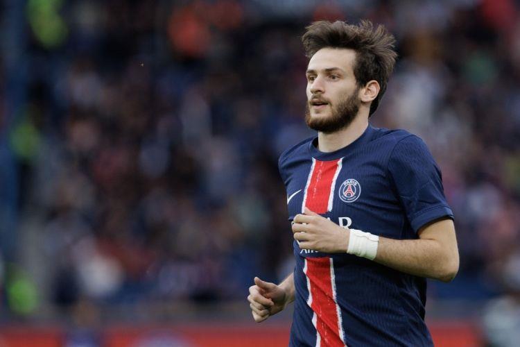 罗马诺：克瓦拉茨赫利亚今夏100%不会离队，巴黎也无意将其出售