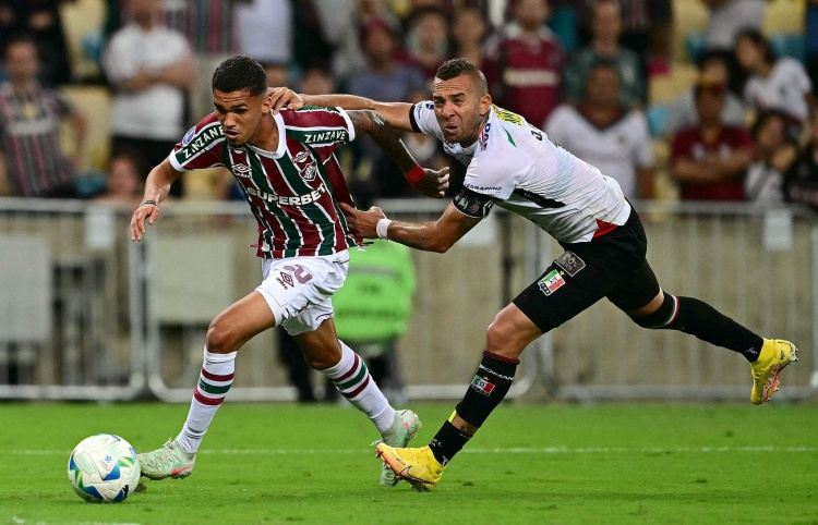 西媒：巴西19岁边锋里克尔梅被推荐给巴萨，德科曾经公开称赞他