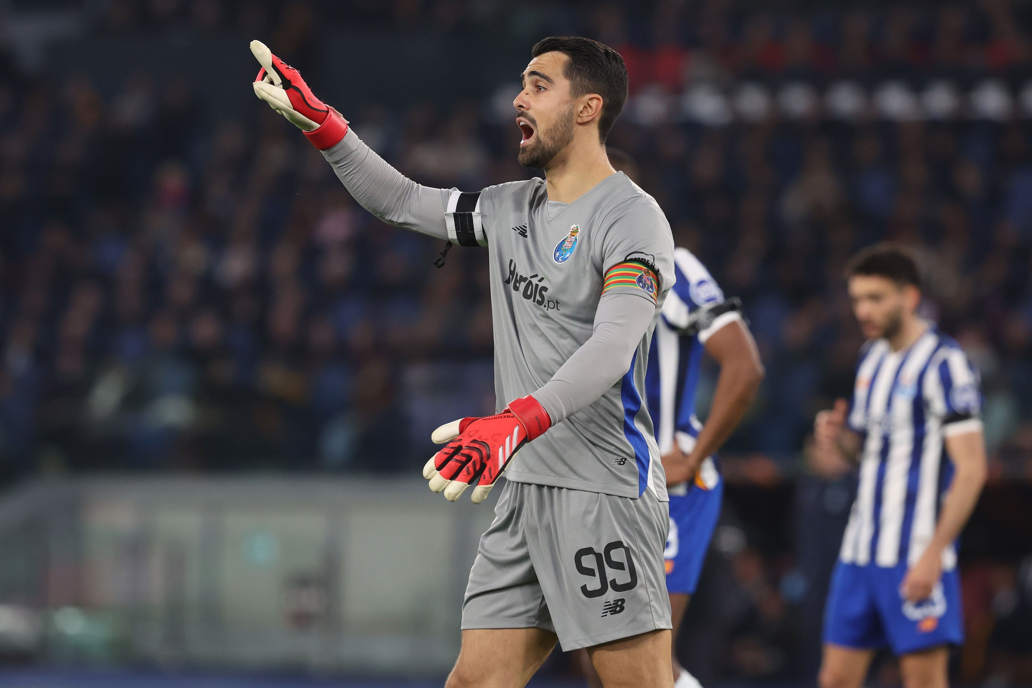 英媒：利物浦关注波尔图门将迪奥戈·科斯塔，解约金5200万镑