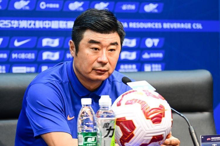 媒体人：泰山本周初连续开会，俱乐部需迅速确定对韩鹏的态度