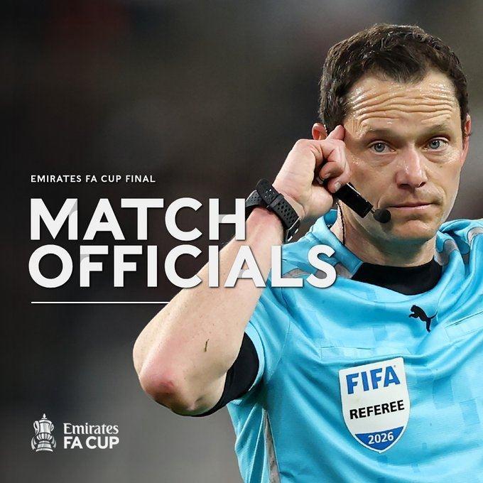 英足总官方：达伦·英格兰将担任足总杯决赛主裁判，VAR班克斯