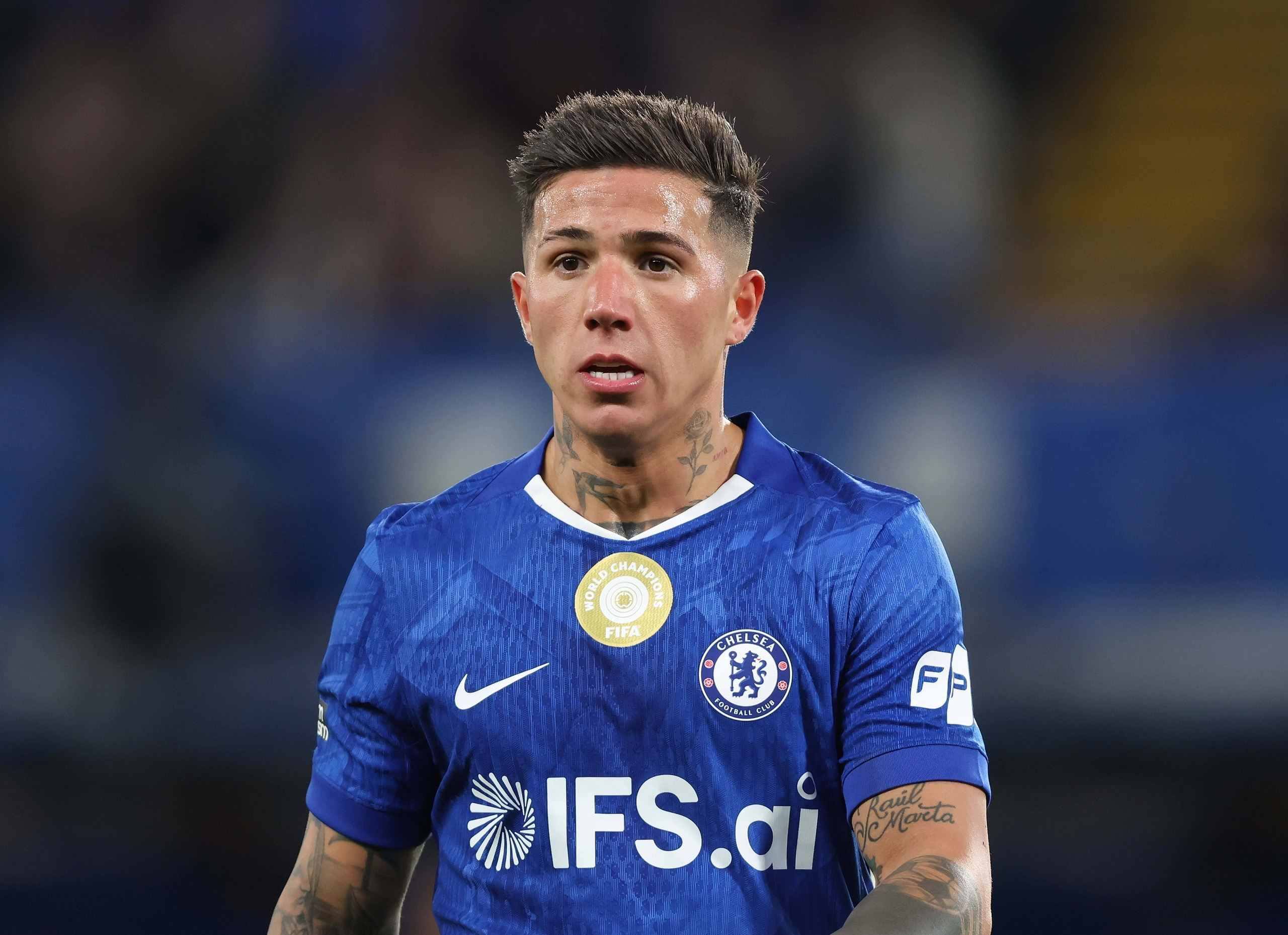 帕斯托雷：恩佐能胜任多个中场位置 马斯坦托诺需要慢慢适应皇马