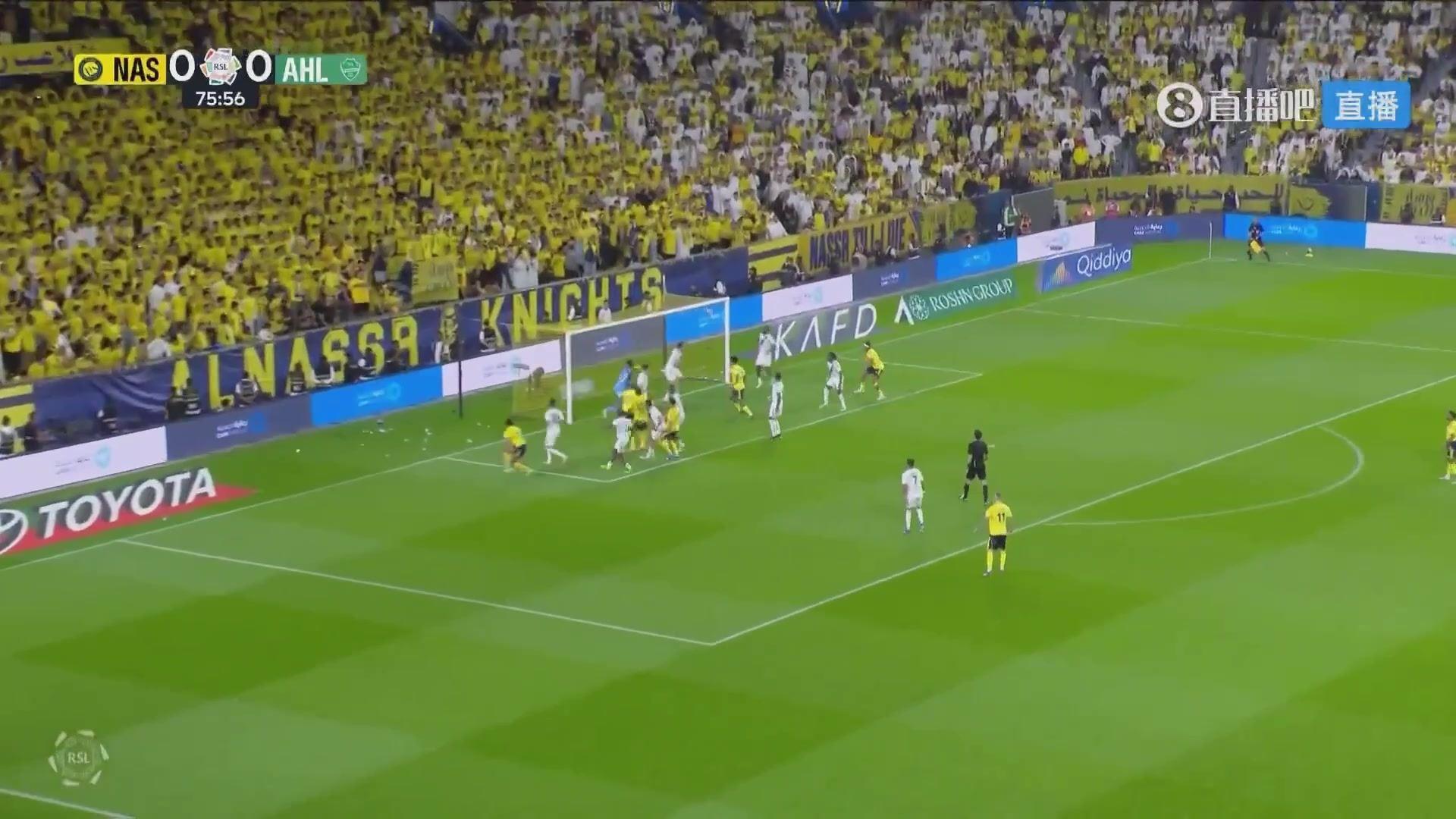 戴沙特头箍庆祝！C罗：我效力尤文皇马曼联多年 只想看到球迷开心