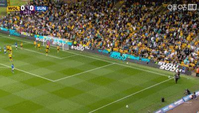 扎卡助攻！穆基勒头球破门，桑德兰客场1-0领先狼队