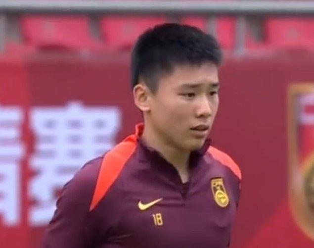 谢初筠：不论在哪里踢都是为了国家踢，为国家赢球就是我的目标