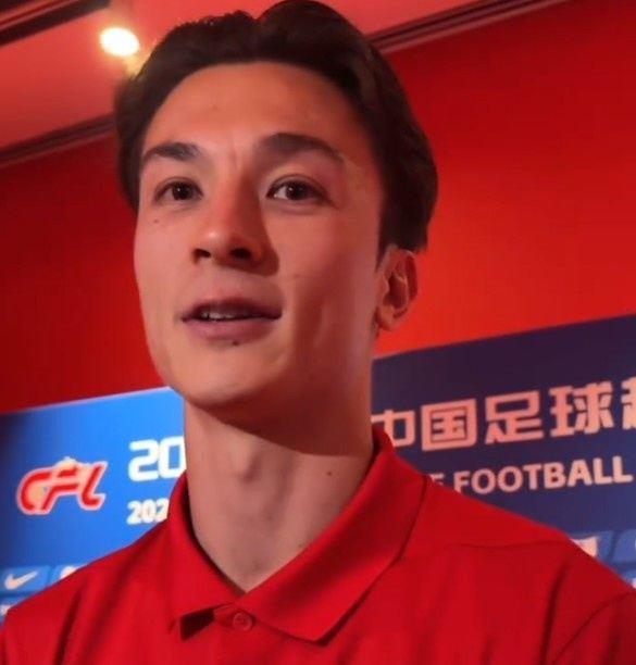 安永佳：深圳新鹏城踢得很好，我们处在困难时刻需要继续前进