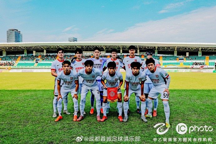 中乙联赛 厦门飞鹭vs成都蓉城希拉谷 赛场风采