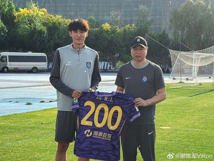 谢维军社媒：不知不觉津门虎生涯200场，感谢你们陪我一直成长