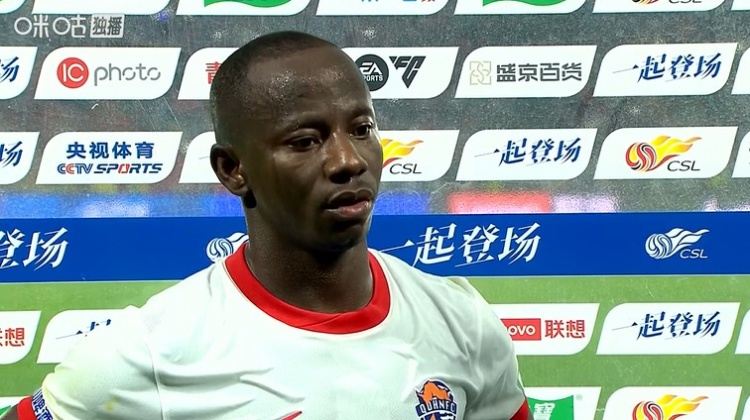 叶博亚：赛程密集确实影响攻防安排，我们很多人一直都被伤病困扰