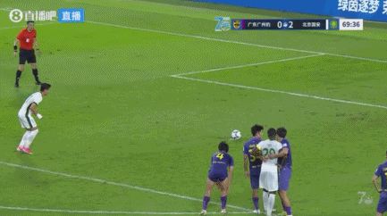 3-0变2-1！林良铭失点错失帽子戏法，1分钟后广州豹破门扳回一城