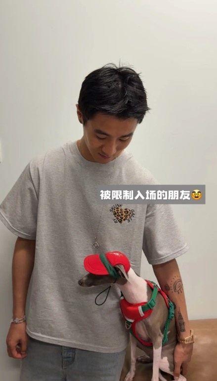 韦世豪个人潮牌快闪店开业，费利佩、胡荷韬等多位蓉城队友捧场