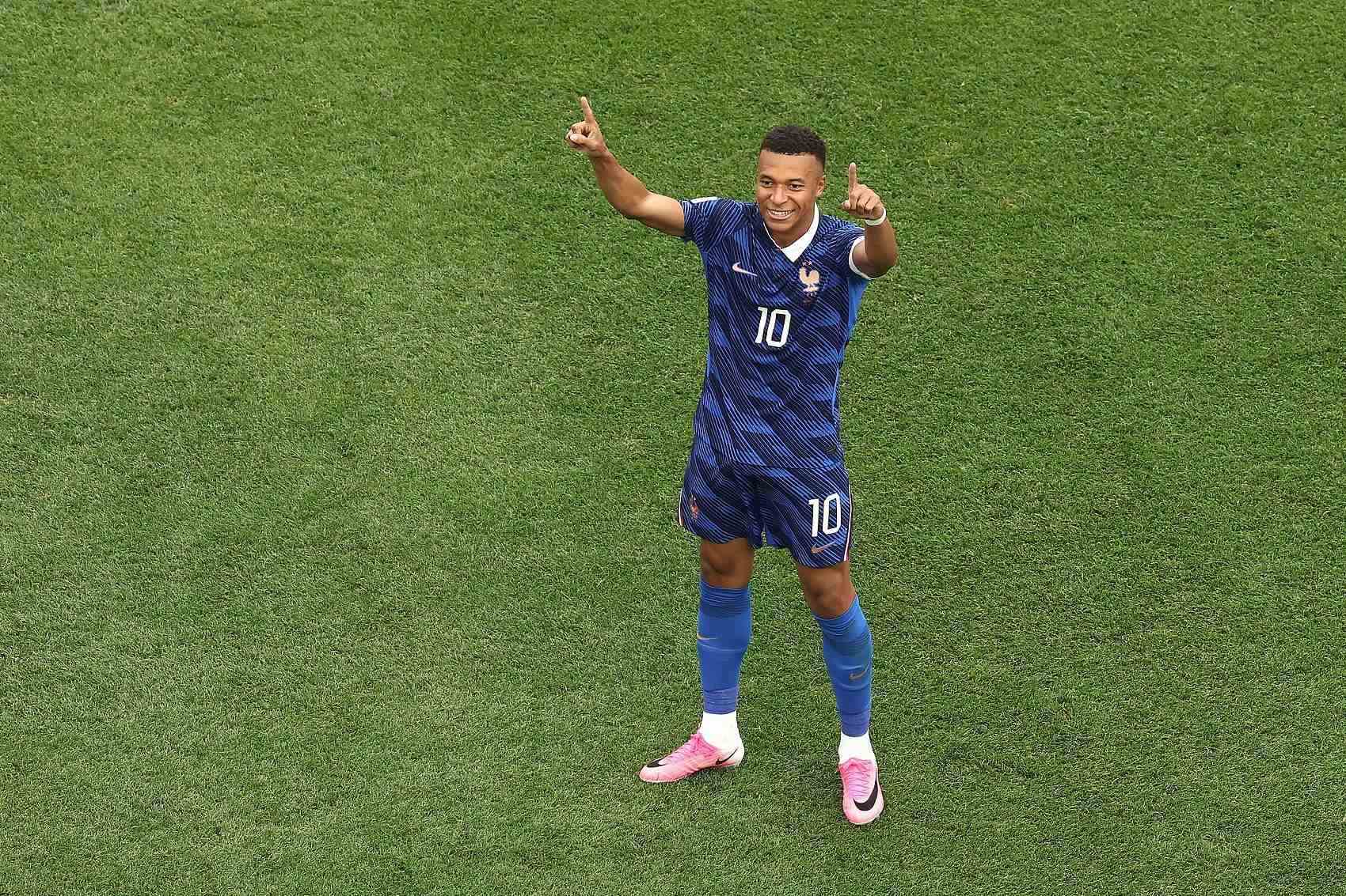 法国助教：姆巴佩天赋极高，他是我们无可替代的领袖球员