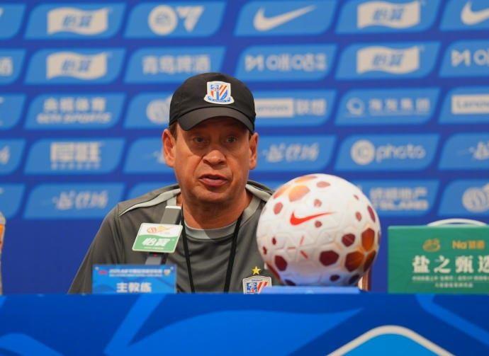 斯卢茨基：比赛一定会有非常多的不确定性，我们也做好了准备